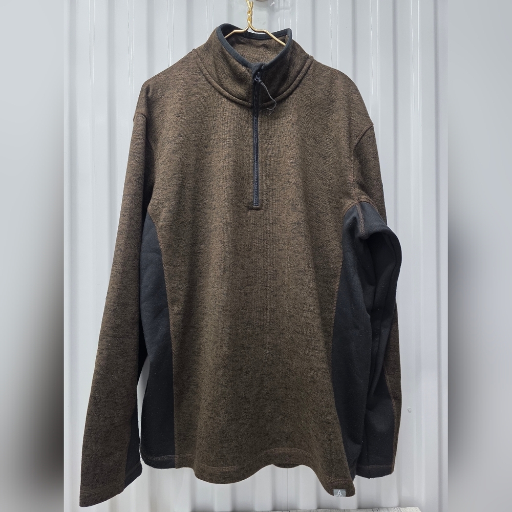 Ascend Men's Zip-Up Sweater in Brown and Black